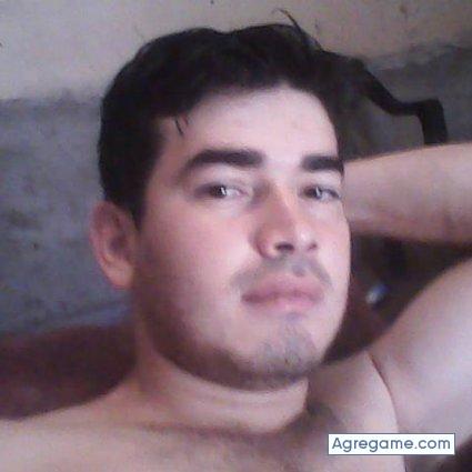 estompe chico soltero en San Justo