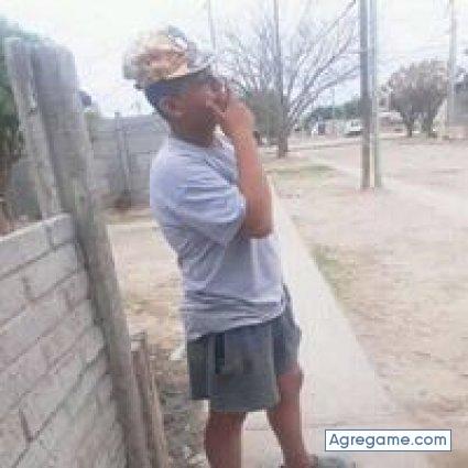 Contactos Gays cerca de Río Negro: