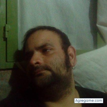 Alex3312xx chico soltero en Santo Tomé