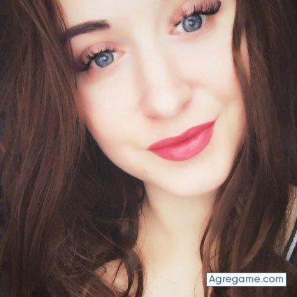 Angehela chica soltera en Chicago