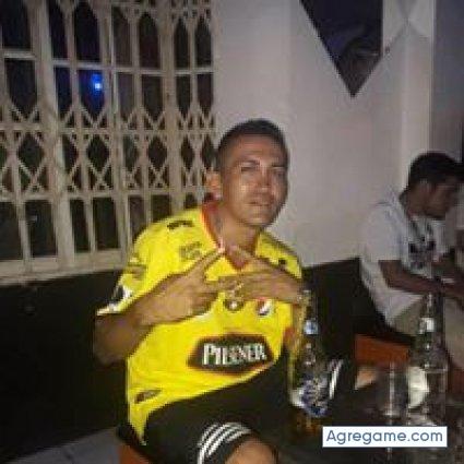 santosjavier6586 chico soltero en Pasaje