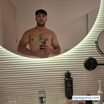 Asiercolageno20 chico soltero en Benidorm