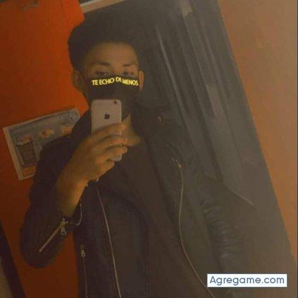 Juancarlosluna chico soltero en Oxapampa