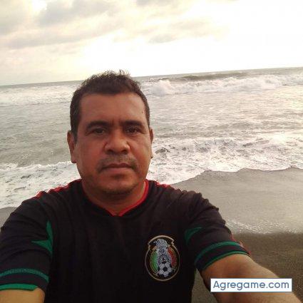 Alexcolima72 chico separado en Colima