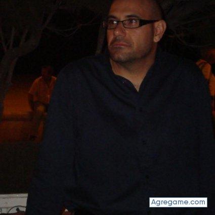 luchany chico soltero en Burjassot