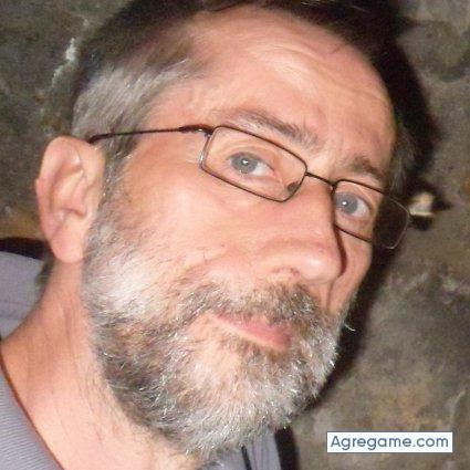 Nino974 chico soltero en Irún