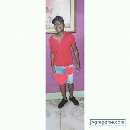 joelvalencia1378 chico soltero en Esmeraldas