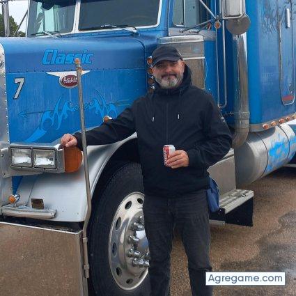 Saboracobre chico soltero en Valdemoro