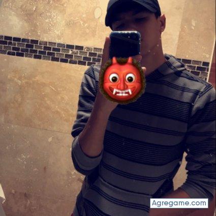 Garison chico soltero en Omaha