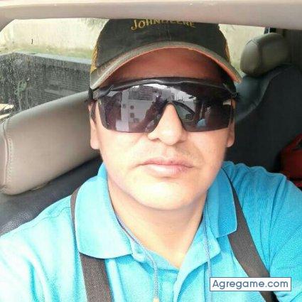 NQuique chico soltero en Angles