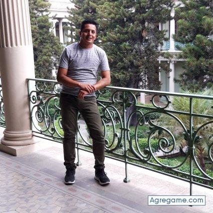 NelsonB1990 chico soltero en El Rosario