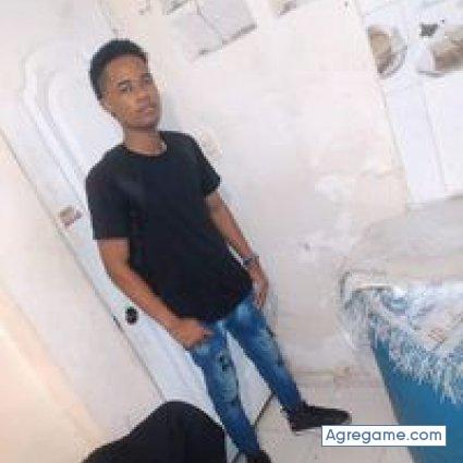 jeuriogando chico soltero en Santo Domingo Norte