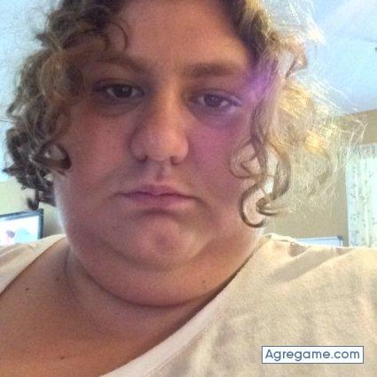 dying2bloved chica soltera en Corona