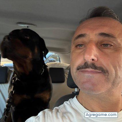 Giuseppesoy chico soltero en 