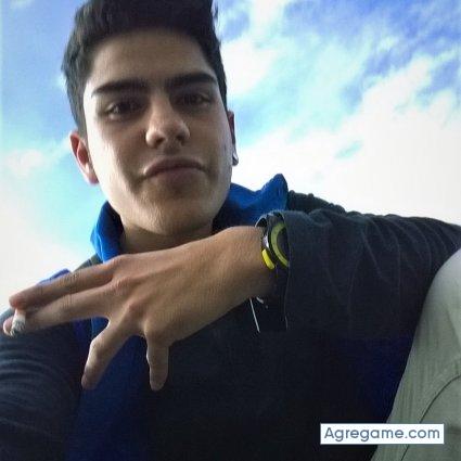 Alejandrofra chico soltero en Fontibón