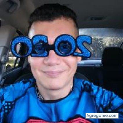 danielmoreno2122 chico soltero en West Palm Beach