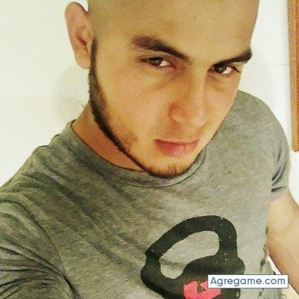 Luisiferarevalo1995 chico soltero en Waltham