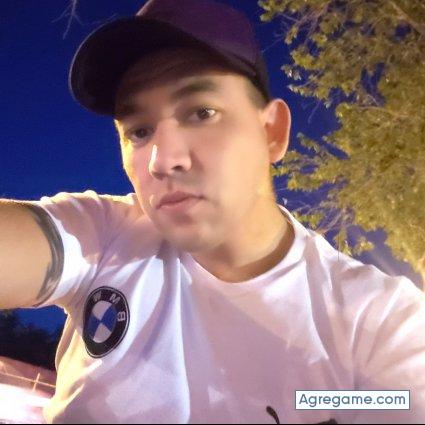 Pollitobmw chico soltero en Centenario