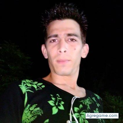 Wolfmen0718 chico soltero en Urbano Noris