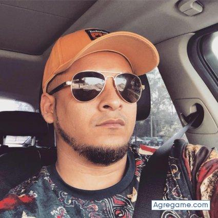 javierescobar2905 chico soltero en Coral Gables