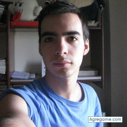 Aleramos chico soltero en Sevilla