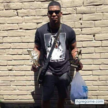 Yailon chico soltero en Pompano Beach