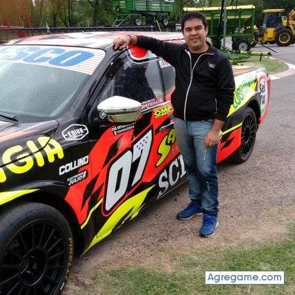 Guz22 chico soltero en Arrecifes