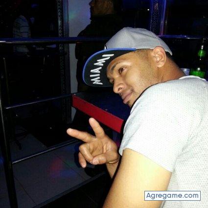 omarac356 chico soltero en Santo Domingo