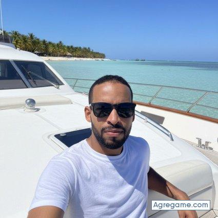 Manuel233323 chico soltero en Santo Domingo Norte