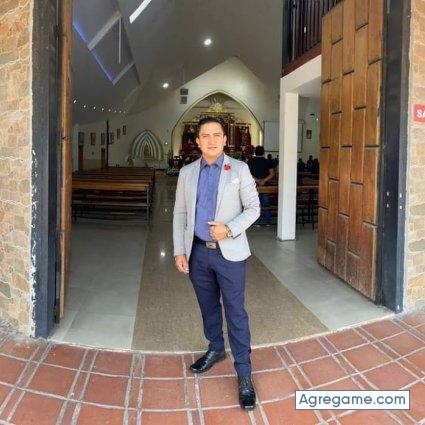 mdpozos chico divorciado en Calderón