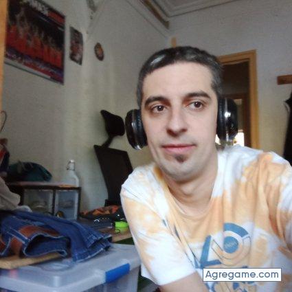 ivan445 chico soltero en Medina De Rioseco