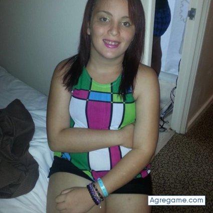 jylie chica soltera en Alexandria