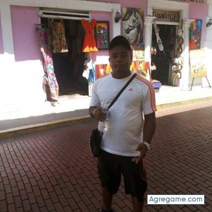 alexnoel chico soltero en Panamá