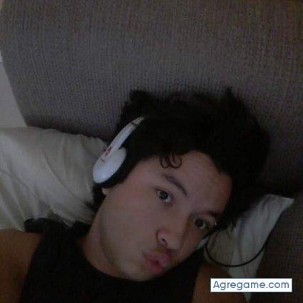 11latino11 chico soltero en Bakersfield