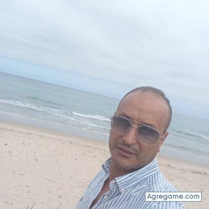 Moreno46rs3 chico soltero en La Pobla De Vallbona