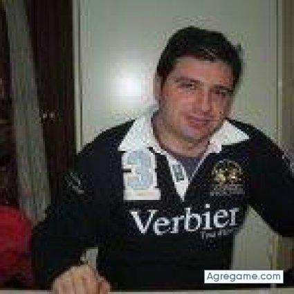 tauromino chico soltero en La Felguera Langreo