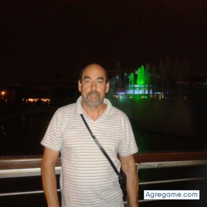 mosquito51 chico separado en Madrid