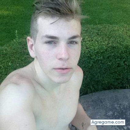 junmartinbully chico soltero en Beccar