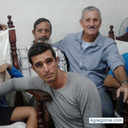 Yoelrca chico divorciado en San José De Las Lajas