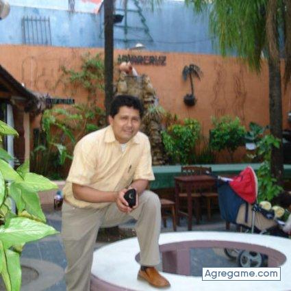 toalangel chico soltero en Quito