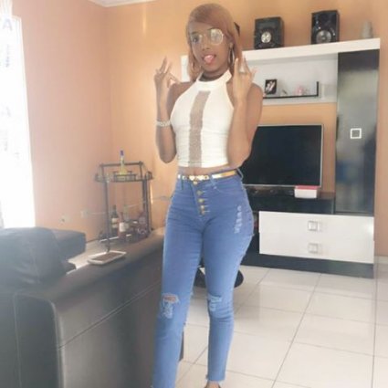 elenanicanor chica soltera en Huron