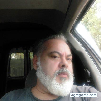 Lucholeo chico soltero en Muñiz