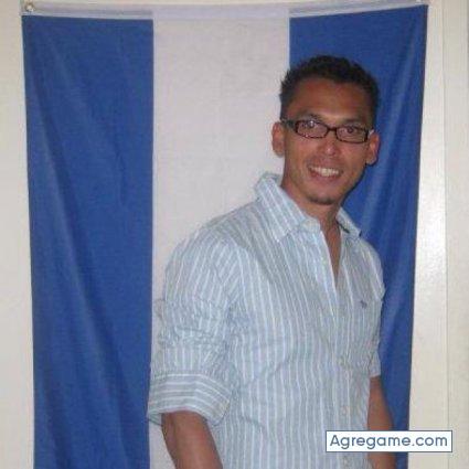 Jessus1 chico soltero en Glen Cove