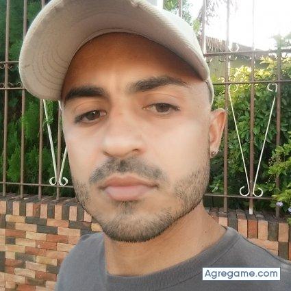 sehk7 chico soltero en Caracas