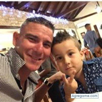 ricardomorell chico soltero en Miami