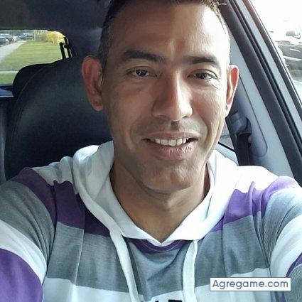 Fonsi17 chico soltero en Tampa