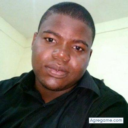 Ysrandol10 chico soltero en San Pedro De Macorís