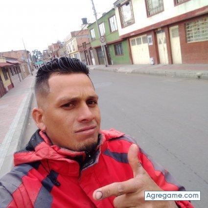 jonatanisea chico soltero en Funza