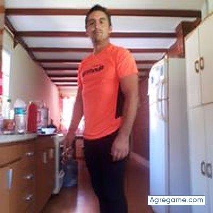 nazarenotarquini chico soltero en Tornquist