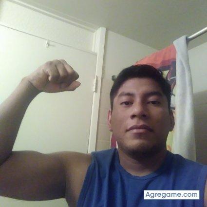 Yosi666 chico soltero en Martinsburg